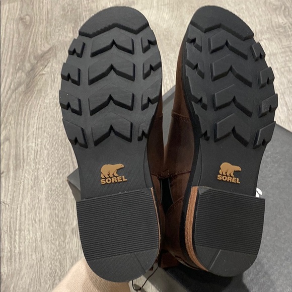 NEW - Sorel - Emelie Waterproof Chelsea Boot - Picture 8 of 9